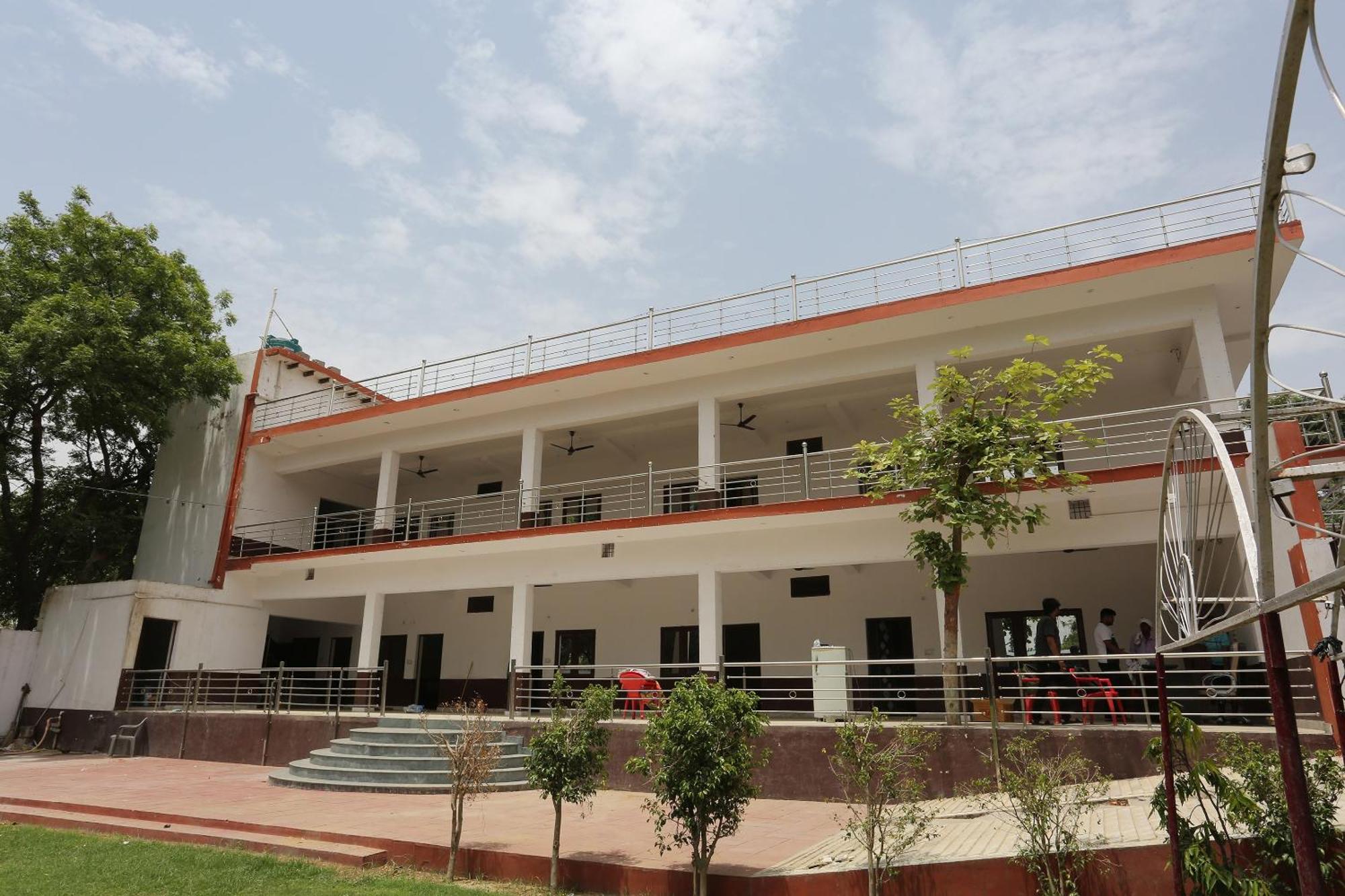 Spot On Angel Garden Hotel Aligarh Exterior photo