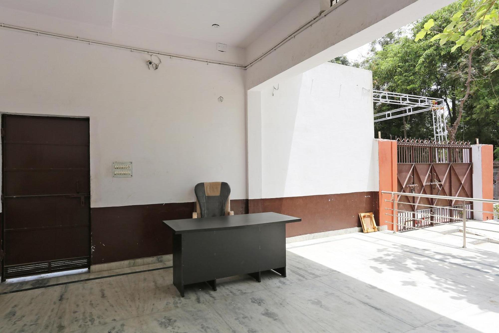 Spot On Angel Garden Hotel Aligarh Exterior photo